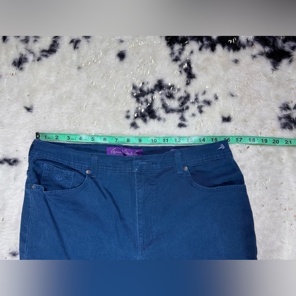 Gloria Vanderbilt Women’s Teal Amanda High Rise Denim Jeans Size 12 - Picture 3 of 10